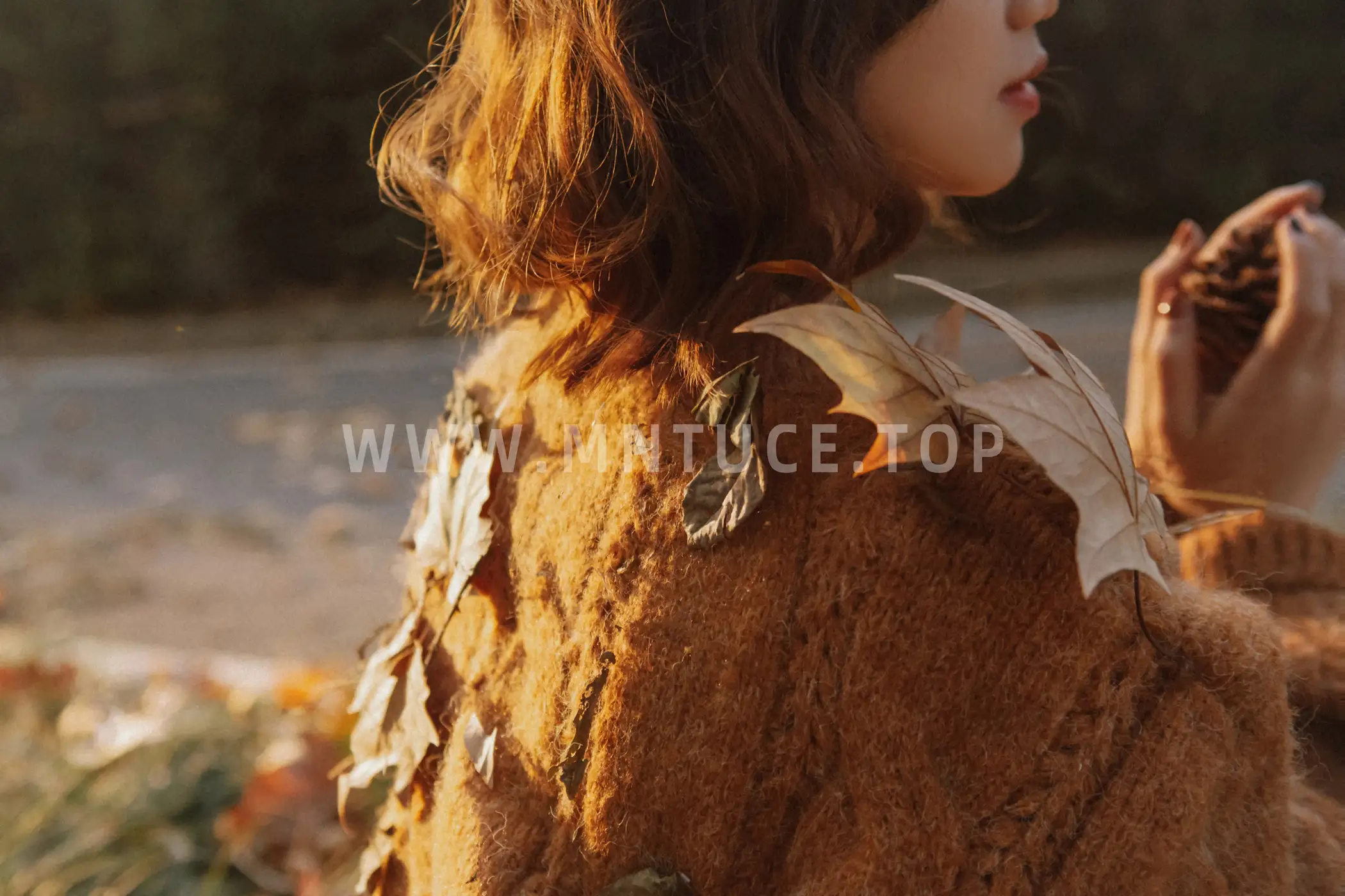 [YITUYU] 2020.12.14 Vol.006 – Autumn Taltooy#[30P]-18